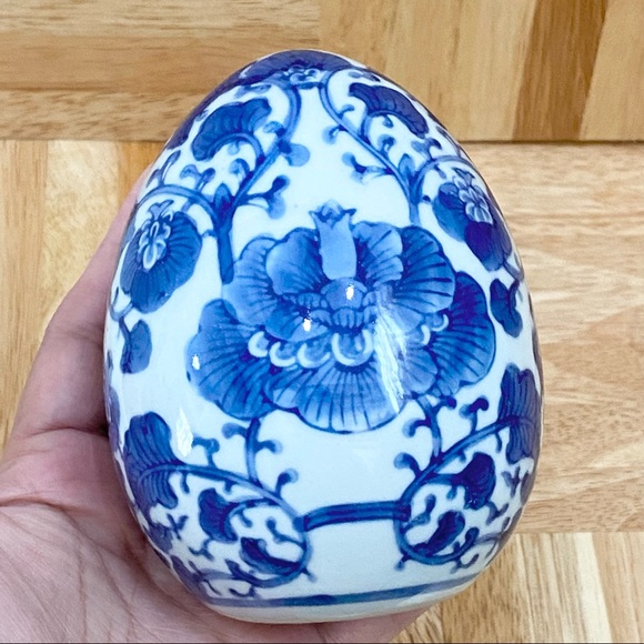 Vintage Lotus Flower Blue & White Chinoiserie Porcelain 4 1/2” Egg-shaped Decor - Picture 9 of 12